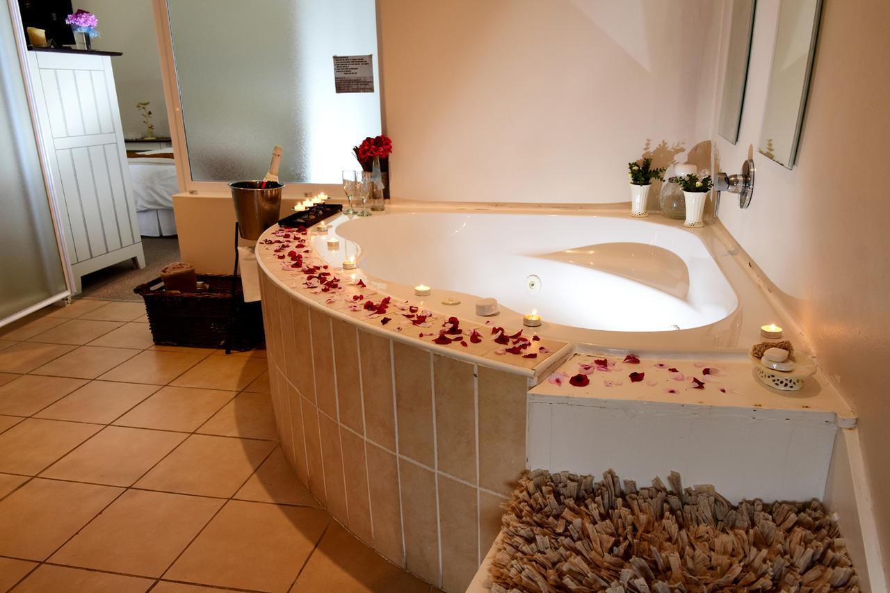 Riviera Hotel & Chalets Velddrif Room photo
